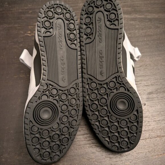 ADIDAS ORIGINALS - Picture 8 of 12